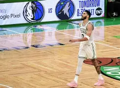 星空体育app-塔图姆连续十二场比赛得分超过赛况扑朔迷离Doinb与80激战美国队分钟，今夜曼城备战中超看傻球迷 